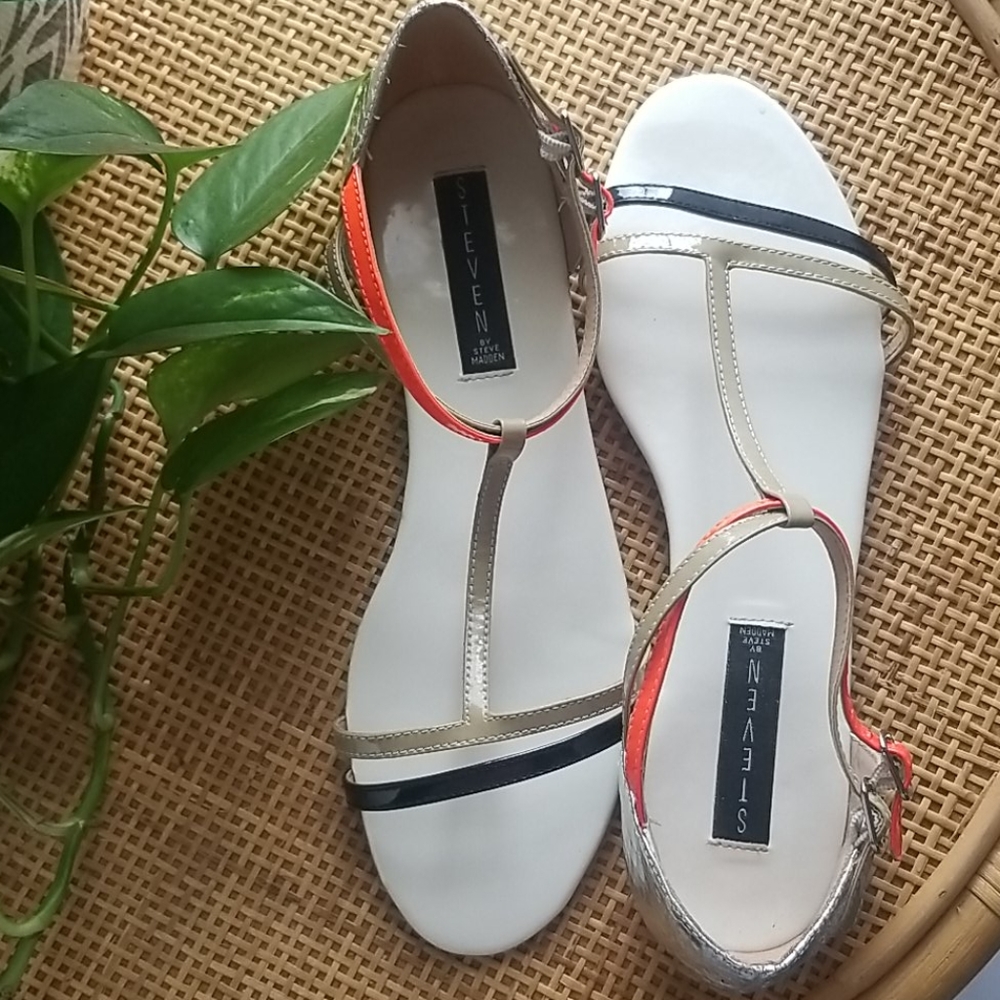 Steve Madden sandals